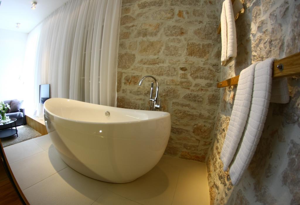The Bridge Luxury Apartments Ζαντάρ Εξωτερικό φωτογραφία